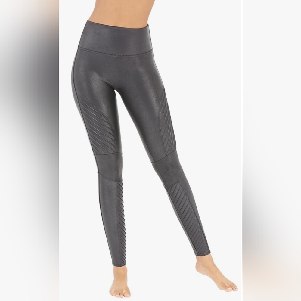 SPANX Faux Leather Moto Leggings Very‎ Black ~Small